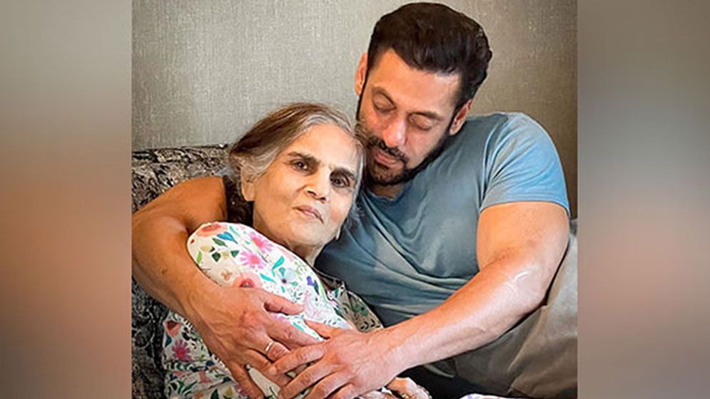 ঐশ্বরিয়া-ক্যাটরিনা নয়, কাকে পাত্রী হিসেবে চেয়েছিলেন সালমানের মা?