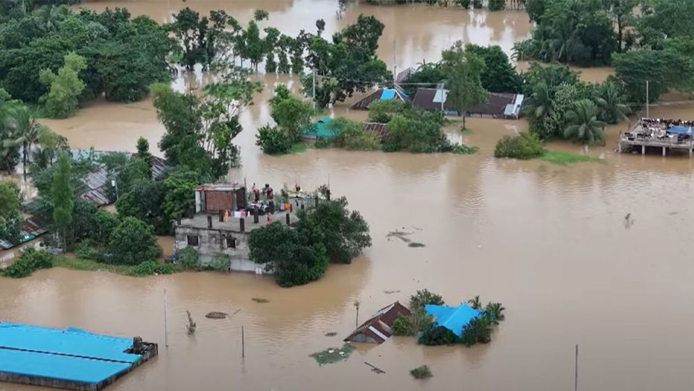 নতুন অঞ্চলে বন্যা: সামগ্রিক অবস্থার প্রেক্ষিতে করণীয় ঠিক করুন