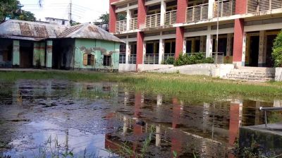 মধুখালীর অধিকাংশ প্রাথমিক বিদ্যালয়ে অনিয়ম