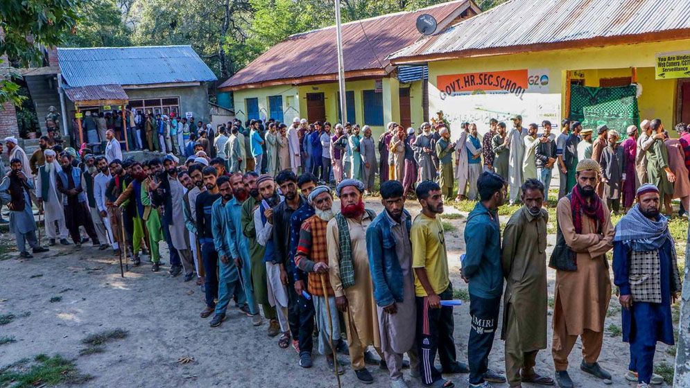 জম্মু-কাশ্মীর থেকে তুলে নেওয়া হলো রাষ্ট্রপতি শাসন