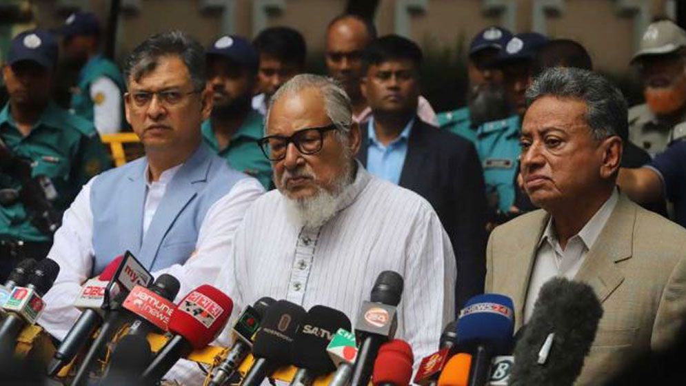 ‘রাষ্ট্রপতির পদত্যাগ’ ইস্যুতে প্রধান উপদেষ্টার সঙ্গে বৈঠক, কী বলল বিএনপি