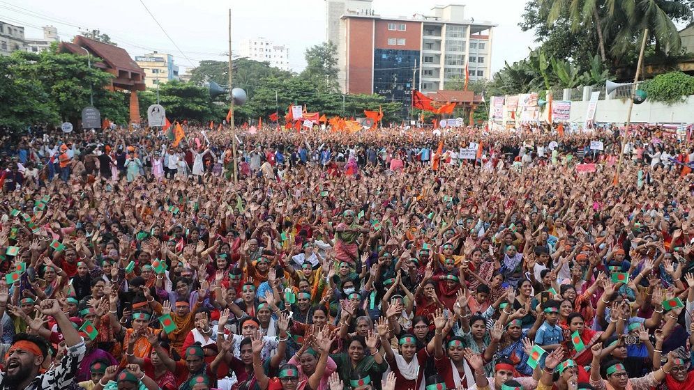 আট দাবি বাস্তবায়ন না হলে কঠোর কর্মসূচি