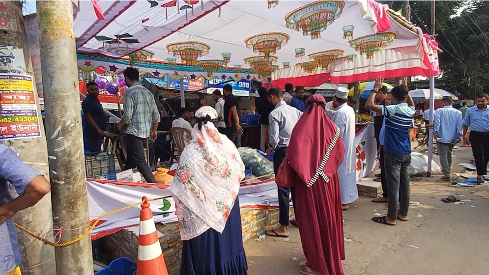 ছাত্রদের ‘স্বস্তির বাজারে’ ভোক্তাদের স্বস্তি