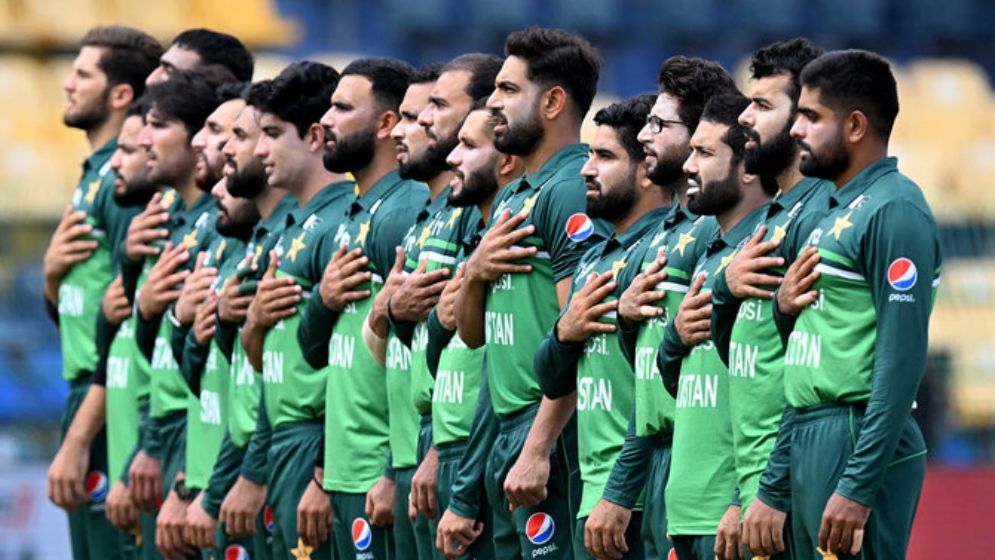 অস্ট্রেলিয়া বধে পাকিস্তানের একাদশে ৫ পেসার