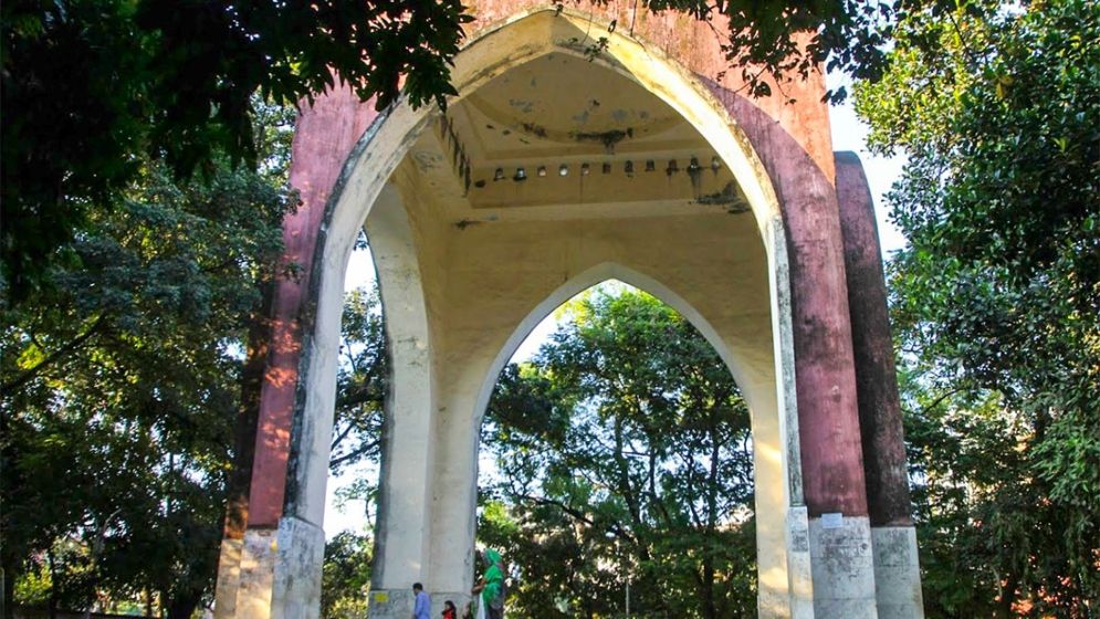 বাহাদুর শাহ পার্ক কোনোভাবেই বাণিজ্যক্ষেত্র হতে পারে না: আনু মুহাম্মদ