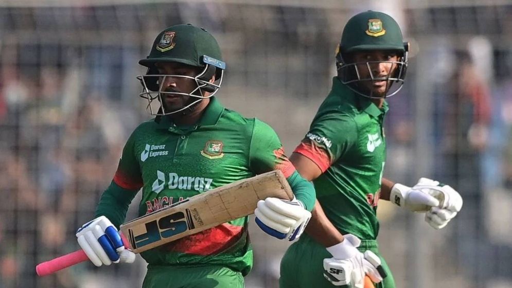 Palangadagi plyajdan erotik fotosuratlar