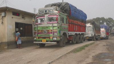 ৫ হাজার মেট্রিক টন চাল আমদানি, তবুও কমেনি দাম