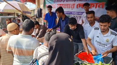 বরগুনায় ন্যায্যমূল্যের বাজারে উপচেপড়া ভিড়