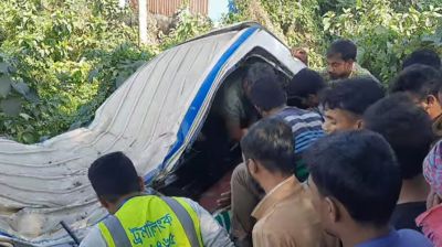 স্ত্রীর লাশ নিয়ে বাড়ি ফেরার পথে না ফেরার দেশে স্বামীও