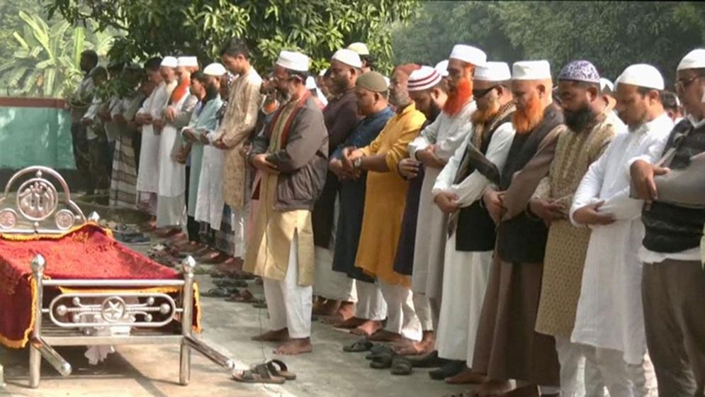 পরিবারে শোকের মাতম