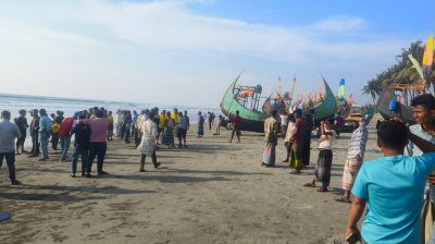 সাগরে ভেসে যাওয়া মাদ্রাসা শিক্ষার্থীদের মৃতদেহ উদ্ধার