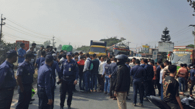 অধ্যক্ষের কলেজে ফেরার খবরে স্থানীয়দের হামলায় ১০ শিক্ষার্থী আহত