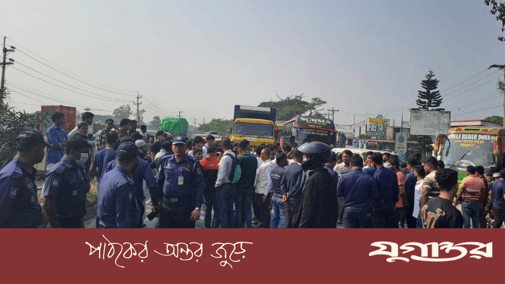 অধ্যক্ষের কলেজে ফেরার খবরে স্থানীয়দের হামলায় ১০ শিক্ষার্থী আহত