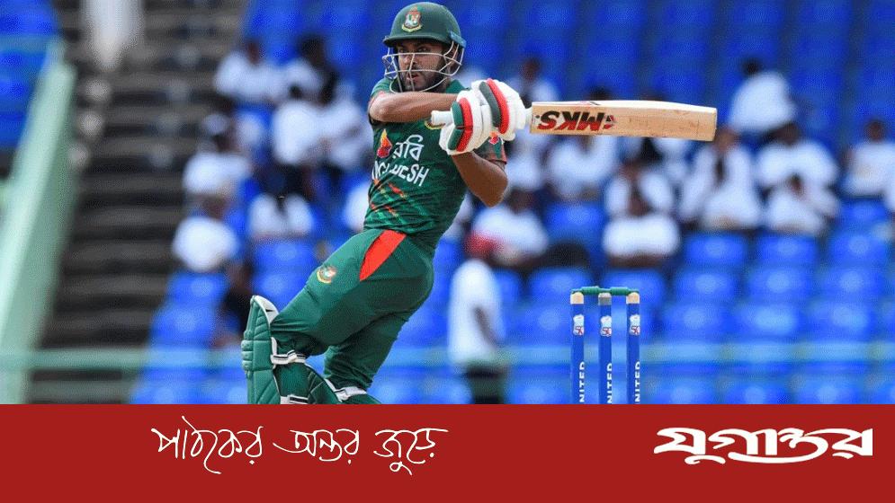 মিরাজ-সৌম্যর ব্যাটে এগোচ্ছে বাংলাদেশ