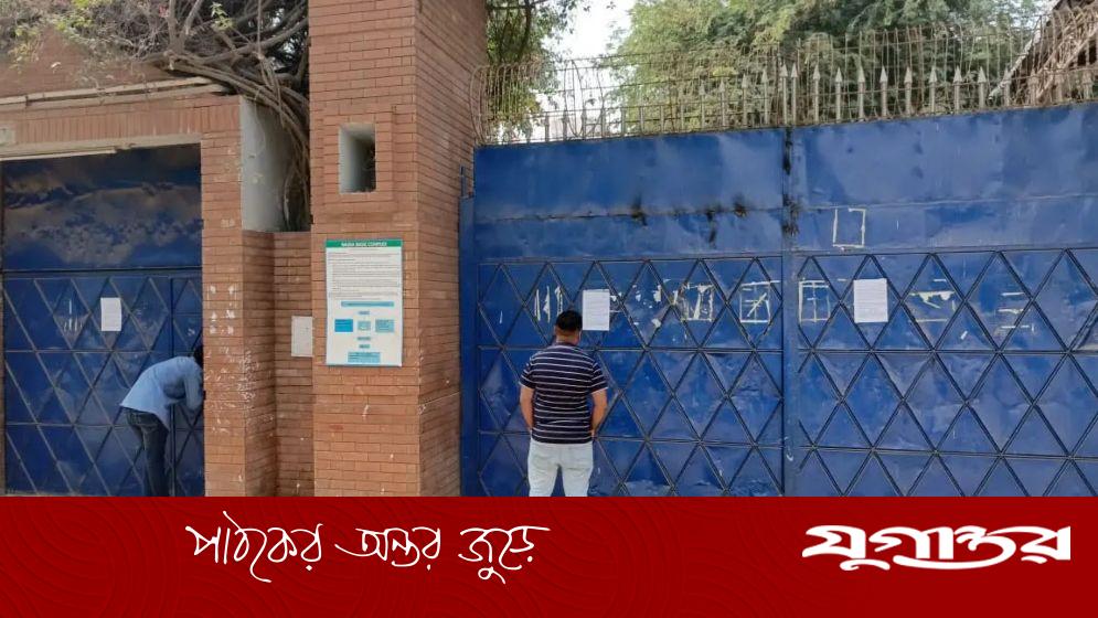 আশুলিয়ায় ৩৫ পোশাক কারখানায় ছুটি, ২টি বন্ধ
