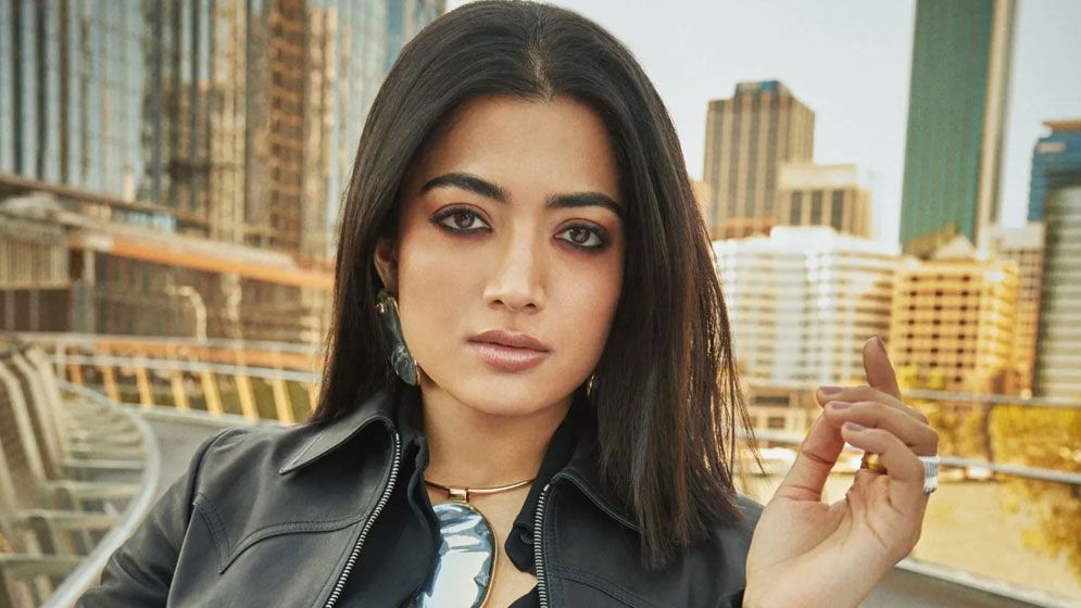 বলিউডে রাশমিকার বৃহস্পতি এখন তুঙ্গে
