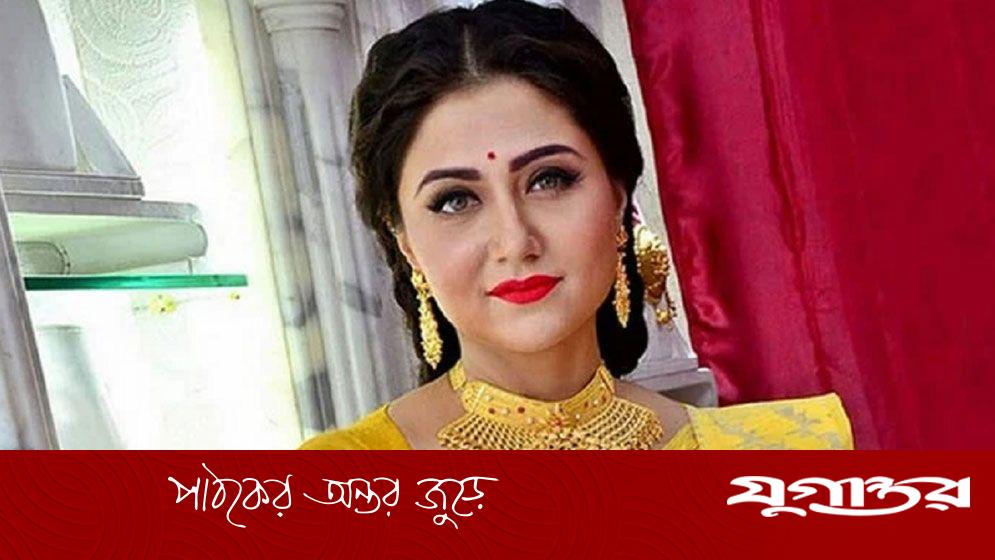 সেটিতে গাত্রদাহ কেন, কাকে ও কেন বললেন স্বস্তিকা