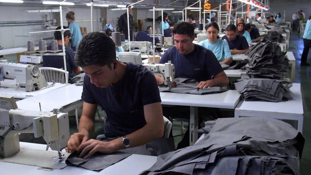 তুরস্কে নতুন বছরের শুরুতেই শ্রমিকদের বেতন বাড়ছে ৩০ শতাংশ