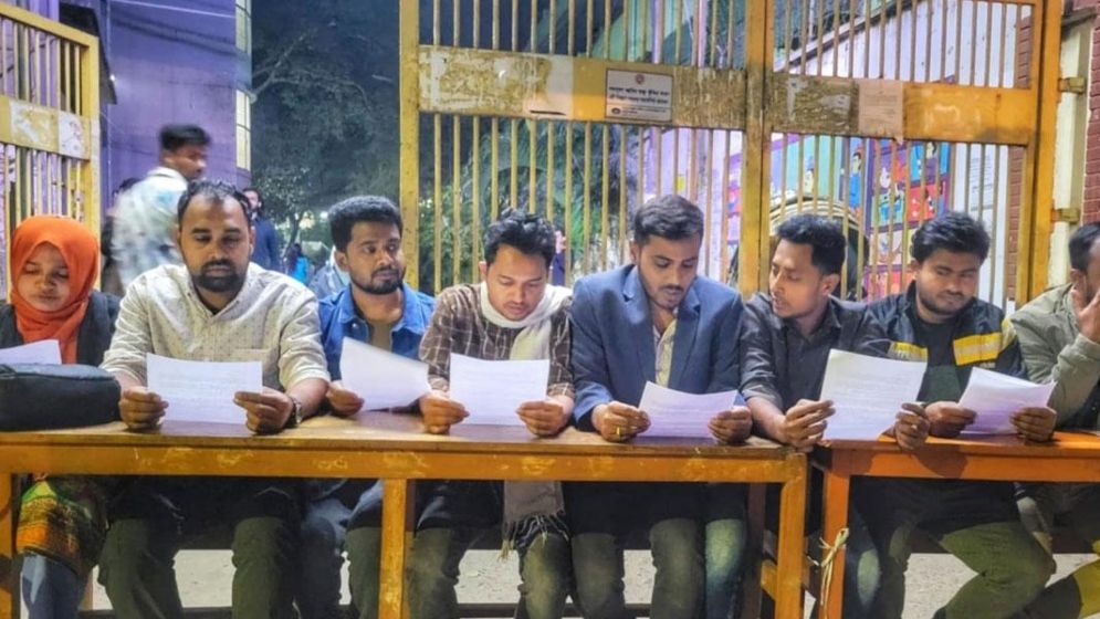 ছাত্রদলের ১১ গুরুত্বপূর্ণ কমিটিতে ত্যাগী নেতাদের বাদ দেওয়ায় বিক্ষোভ