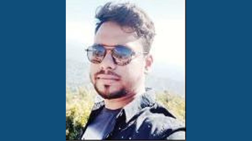 জুলাইয়ের শহিদ মিনারুলের ‘মৃত্যুসনদে’ সড়ক দুর্ঘটনা