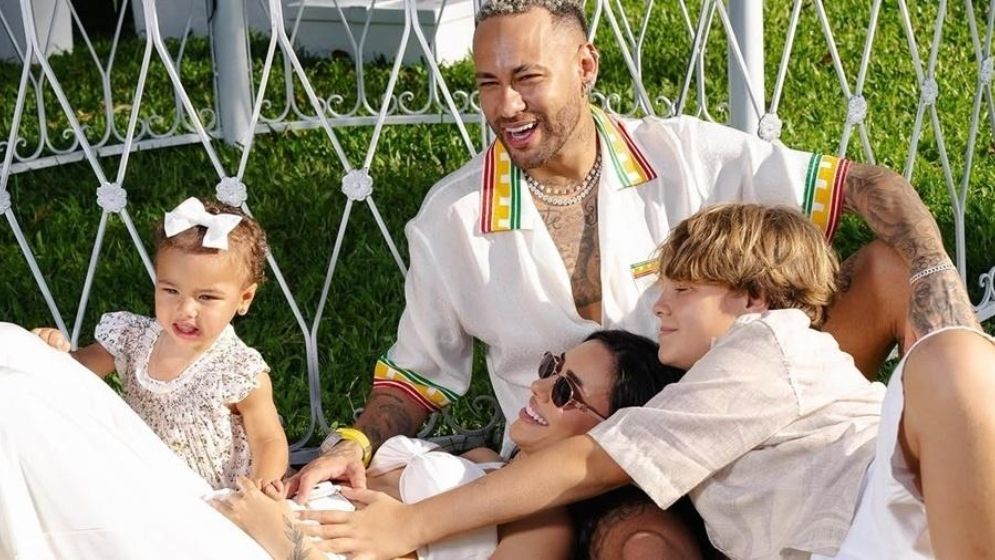 নেইমার আবারও বাবা হচ্ছেন