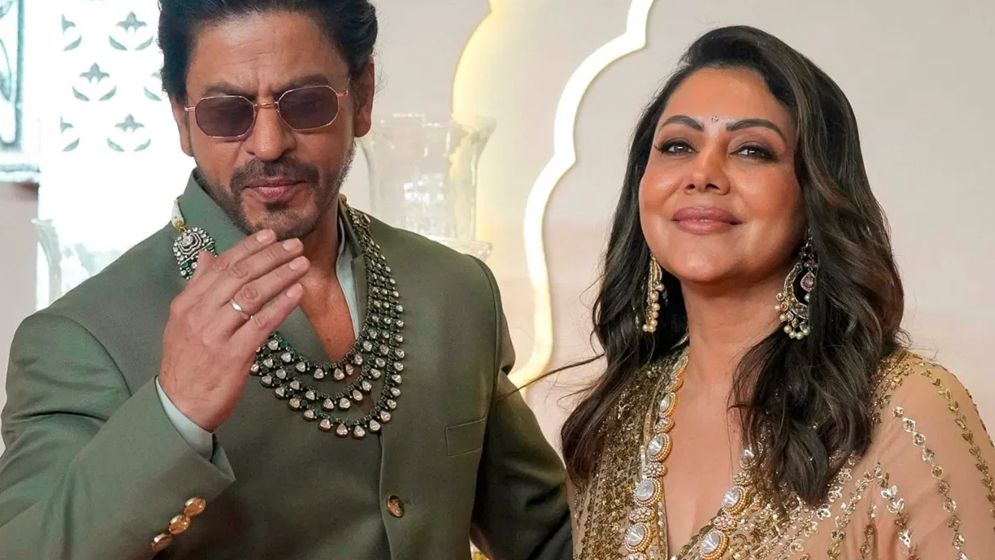 ‘এই পোশাক পরবে না, চুলও খোলা রাখবে না’, গৌরীকে বলতেন শাহরুখ!