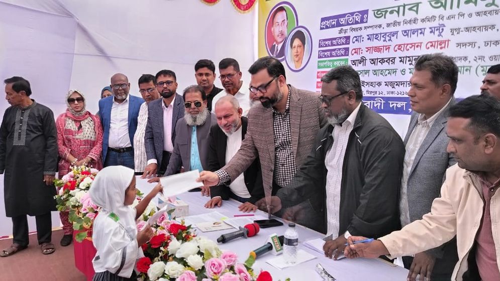 বিএনপি ধনী-গরিবের ভারসাম্য রক্ষা করতে চায়: আমিনুল হক