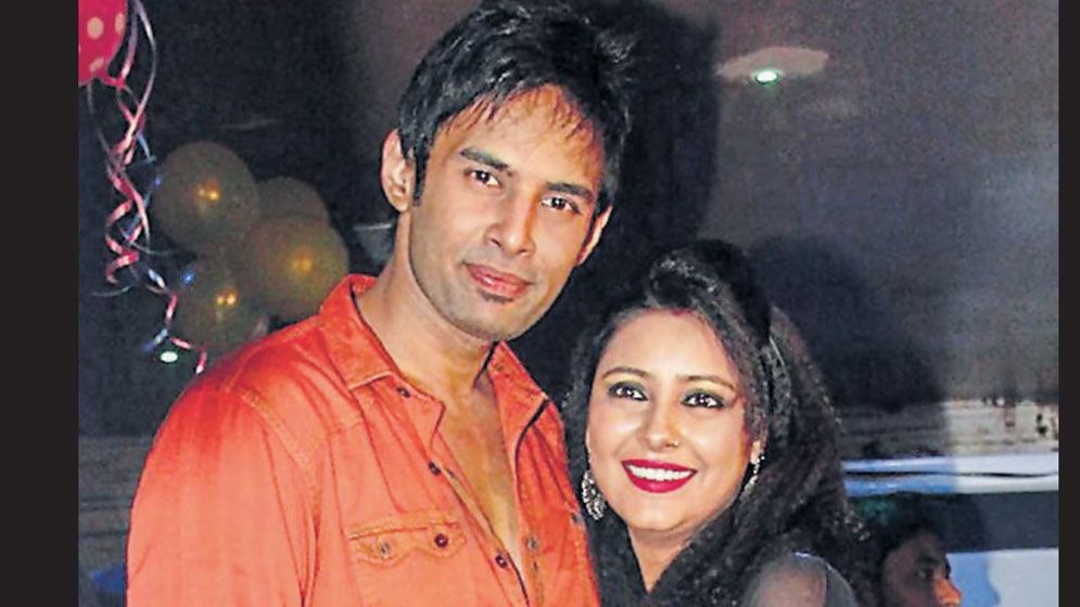 বন্ধু কাম্যই প্রত্যুষাকে নেশায় জড়ান, দাবি প্রেমিক রাহুলের