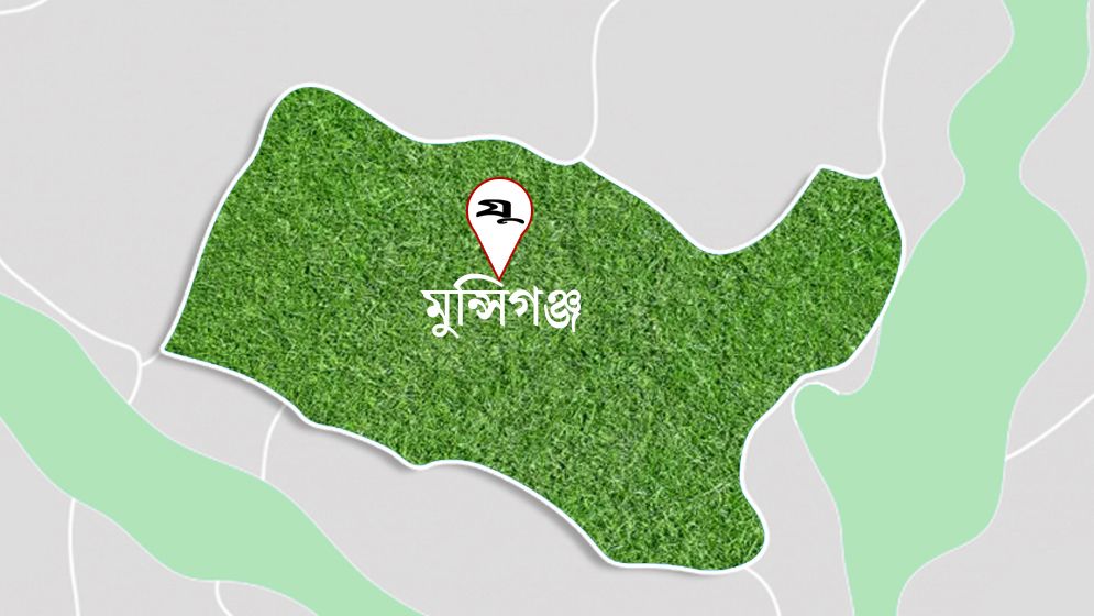 ঘর না থাকায় অন্যের ঘরে রাতযাপন, যা করলেন গৃহবধূ