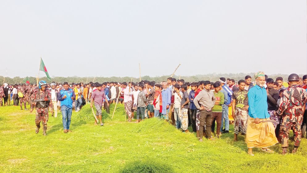 চাঁপাইনবাবগঞ্জ সীমান্তে ফের উত্তেজনা, হামলায় আহত ৫