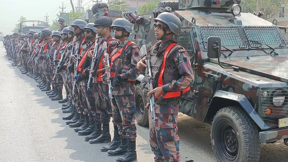 বিজিবির জন্য কেনা হচ্ছে সাউন্ড গ্রেনেড-টিয়ারশেল