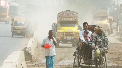 নিঃশ্বাসে ঢুকছে মরণ বিষ