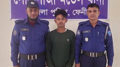 প্রবাসীর স্ত্রীর আপত্তিকর ছবি ফাঁসের ভয় দেখিয়ে চাঁদা আদায়