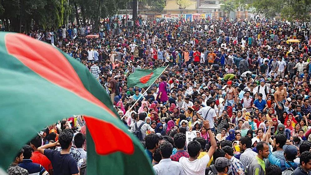 জুলাই বিপ্লবের প্রেক্ষিত ও আলোক-নির্দেশনা