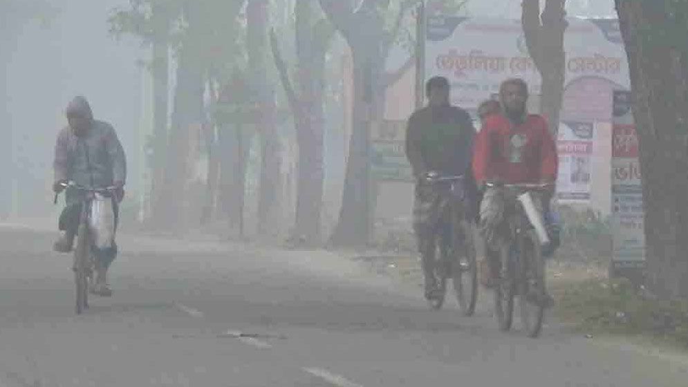 হিমশীতল বাতাসে বিপর্যস্ত পঞ্চগড়ের জনজীবন