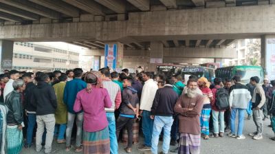 অবরোধ তুলে পুলিশ-শিক্ষার্থী একসঙ্গে কাজ করার সিদ্ধান্ত