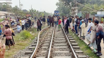 গাজীপুরে রেললাইন বাঁকা নিয়ে নানা প্রশ্ন