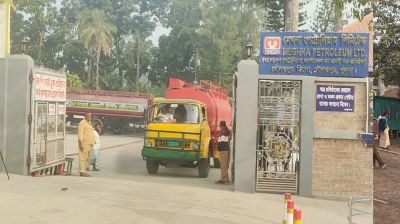 খুলনায় ট্যাংকলরি শ্রমিকদের কর্মবিরতি প্রত্যাহার