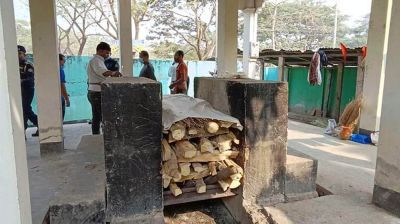 দুই বছর হিমাগারে পড়ে থাকা ভারতীয় ২ নাগরিকের মরদেহ সৎকার