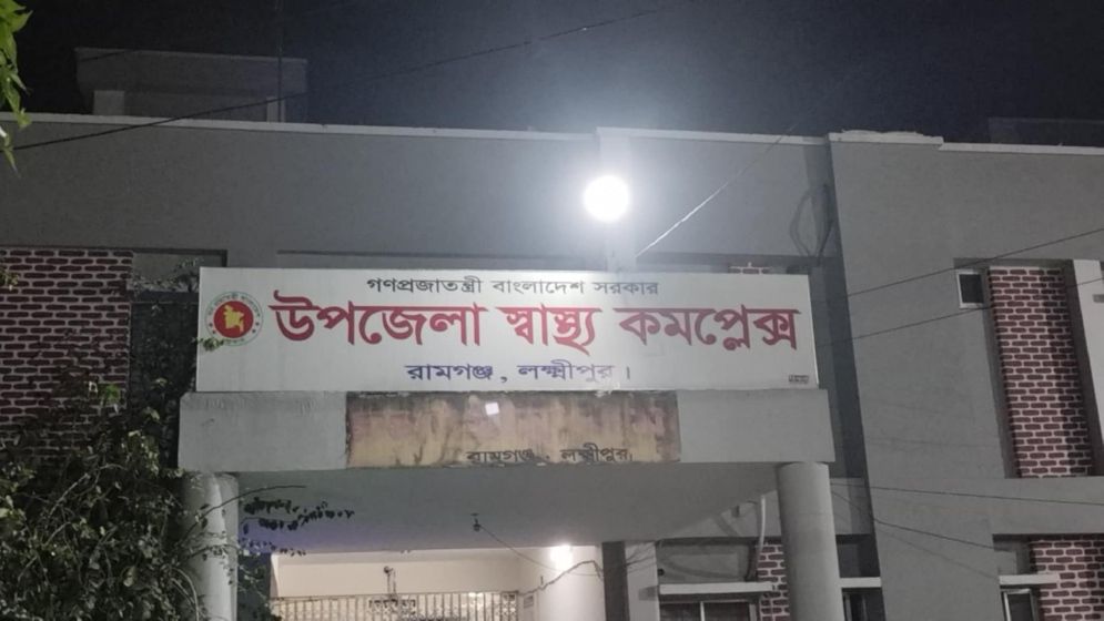 বিদ্যুৎস্পৃষ্টে প্রাণ গেল শ্রমিকের, আহত ৩