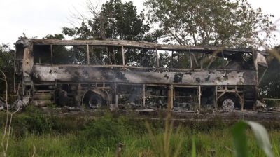 মেক্সিকোতে সংঘর্ষের পর বাসে আগুন, নিহত ৪১