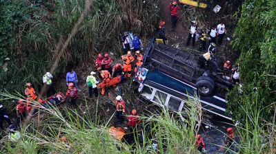 গুয়াতেমালায় ভয়াবহ বাস দুর্ঘটনা, প্রাণ গেল ৫১ জনের