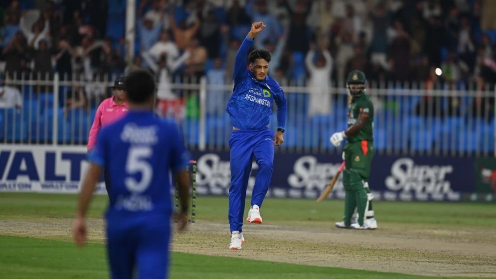 বাংলাদেশকে ধসিয়ে দেওয়া স্পিনারকে চ্যাম্পিয়ন্স ট্রফিতে পাচ্ছে না আফগানরা