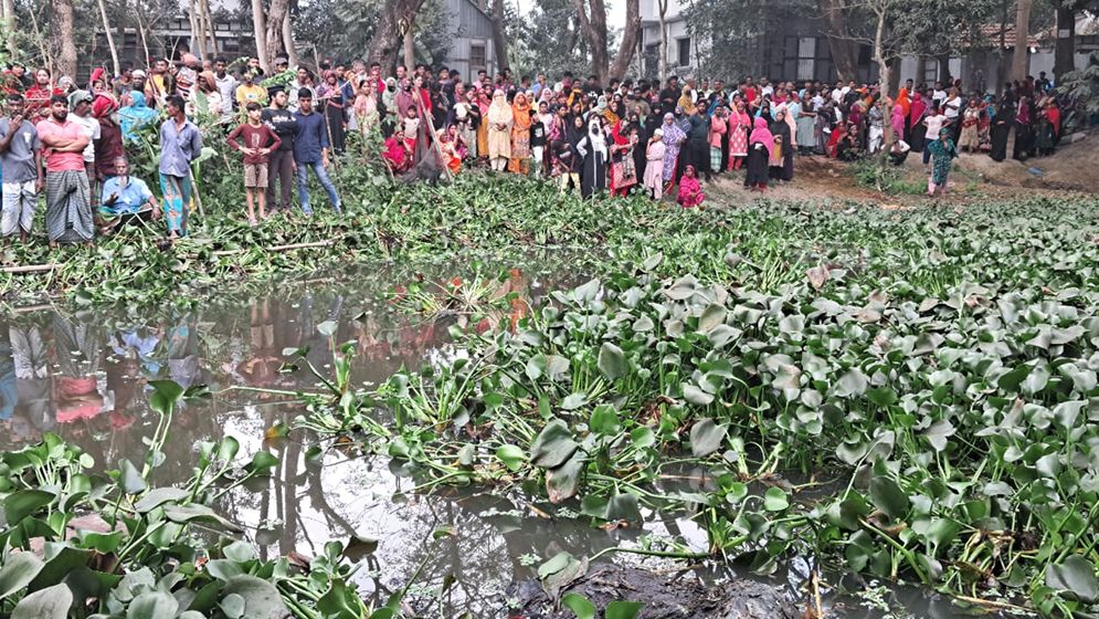 নিখোঁজের ২৩ দিন পর পুকুরে মিলল স্কুলছাত্রের বস্তাবন্দি মরদেহ