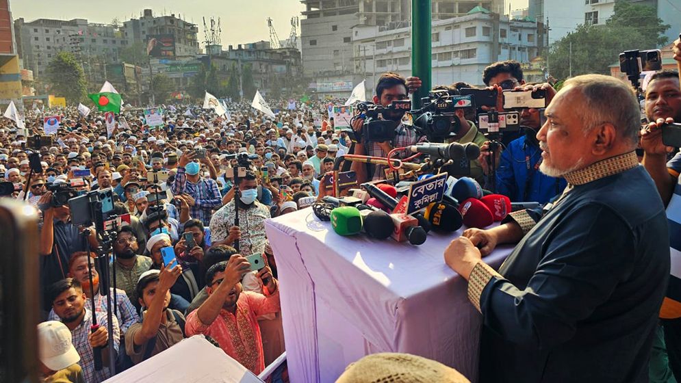 আজহারুলকে মুক্তি না দিলে বর্তমান সরকারকে বিদায় নিতে হবে: ডা. তাহের