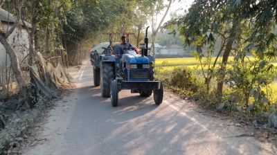 রৌমারীতে নিজের ট্রাক্টরে নিজেই পিষ্ট যুবক