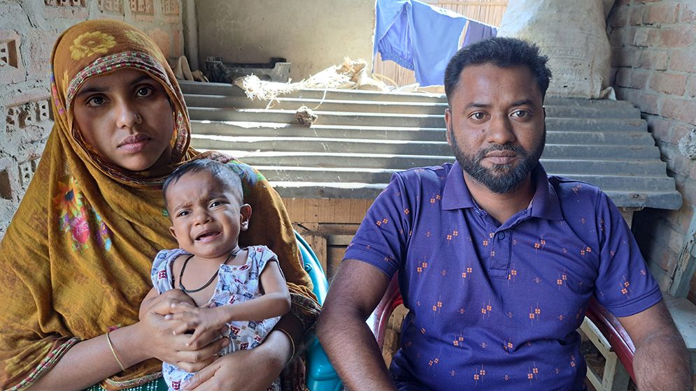 বাবার ক্যানসার-ছেলের হার্টে ছিদ্র, শের আলীর পরিবারে শুধুই অন্ধকার