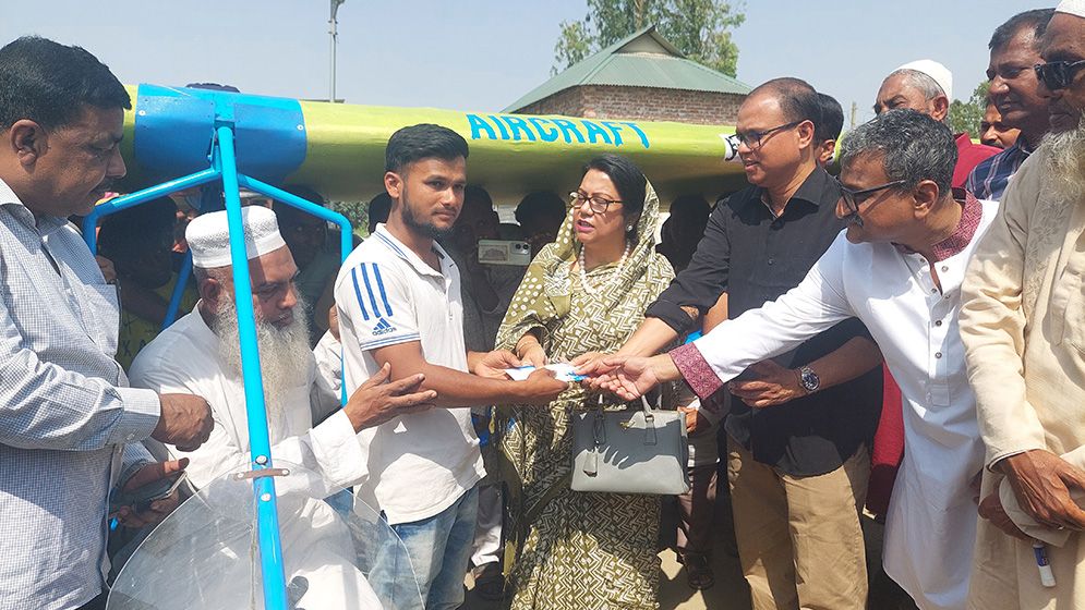 বিমান তৈরি করা সেই জুলহাসকে যে প্রতিশ্রুতি দিলেন তারেক রহমান