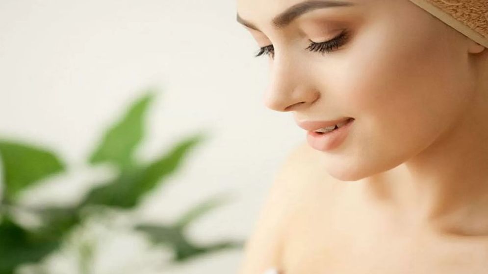 এ সময় ত্বকের যত্ন কীভাবে নেবেন