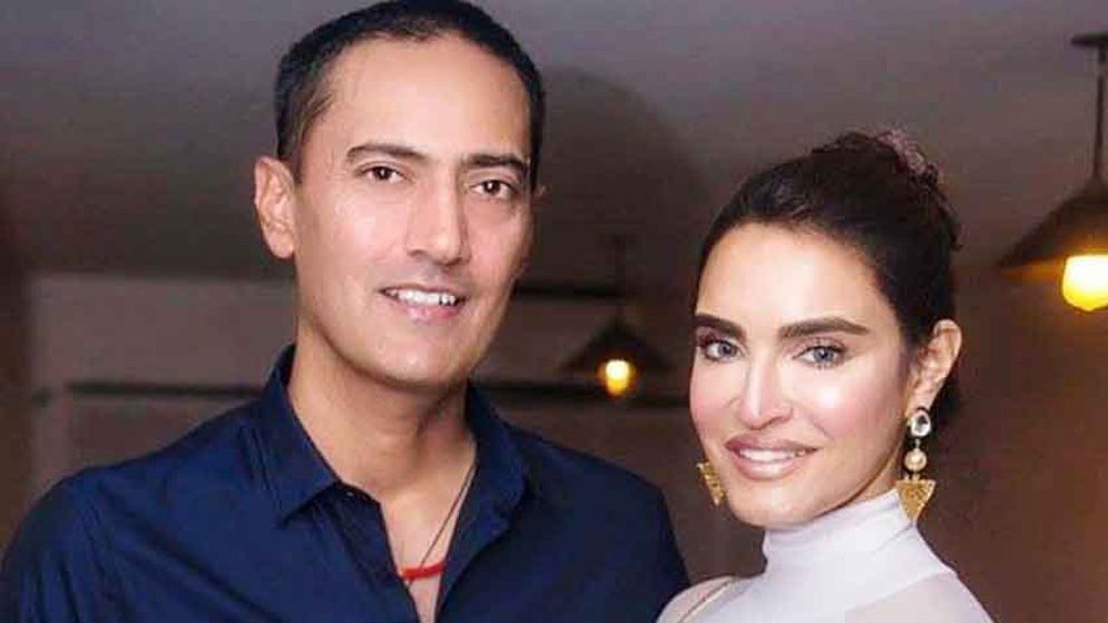 জালিয়াতির মামলায় গ্রেফতার পাকিস্তানি অভিনেত্রীর স্বামী